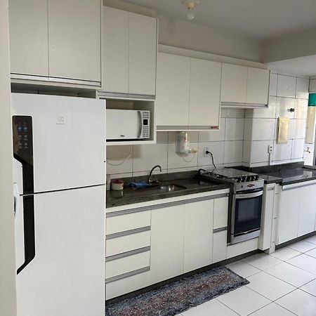 Apto Lindo, Completo E Muito Confortavel Prox Ao Centro Уберландія Екстер'єр фото